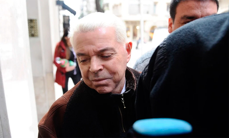 El ex juez Oyarbide está internado con neumonía bilateral por coronavirus