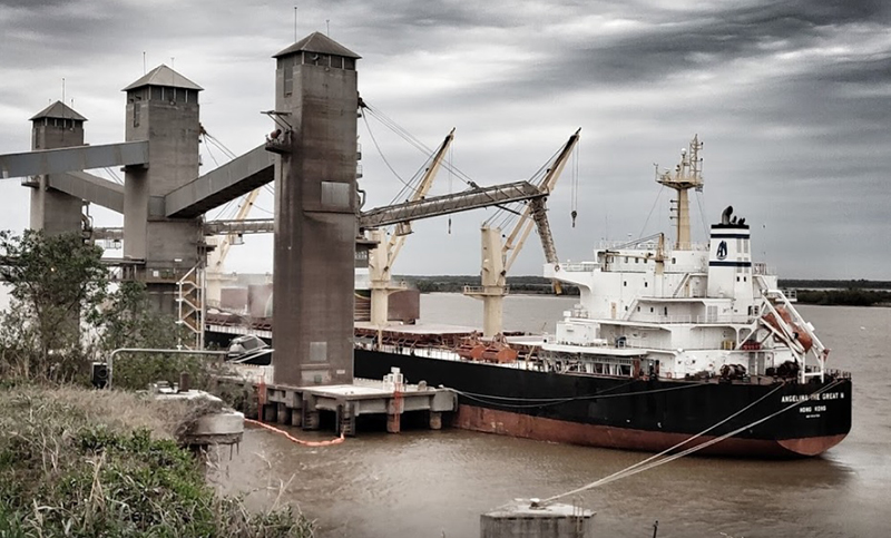 Por una medida de fuerza, se pueden paralizar los puertos de San Lorenzo