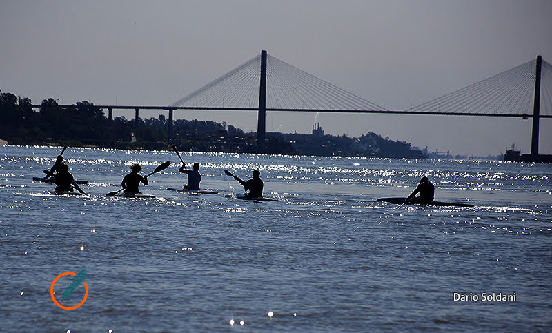 Travesía en kayak desde Rosario a Buenos Aires por la Ley de Humedales