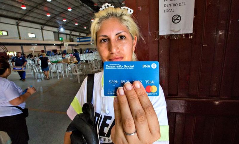 Argentina recibirá un préstamo de 200 millones de dólares para extender las prestaciones de la Tarjeta Alimentar