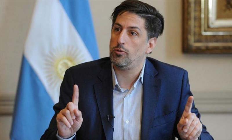 Trotta cuestionó la decisión del Gobierno porteño de eliminar el distanciamiento entre alumnos