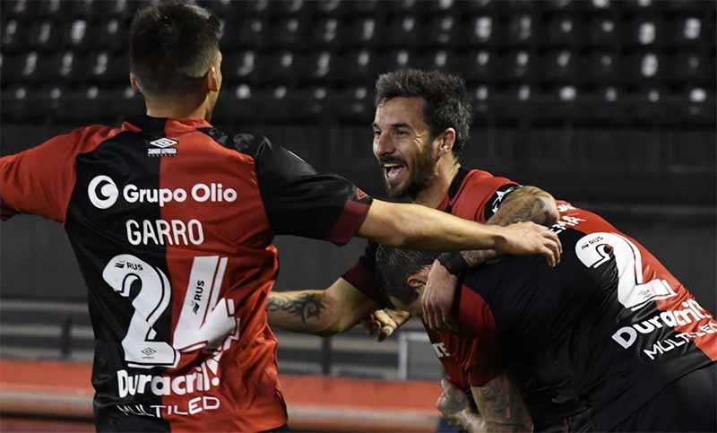 Clásico rosarino: los antecedentes en el torneo son favorables a la Lepra