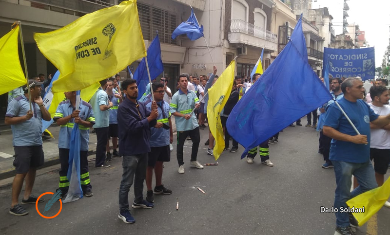 Los trabajadores del Correo lograron un adelanto paritario