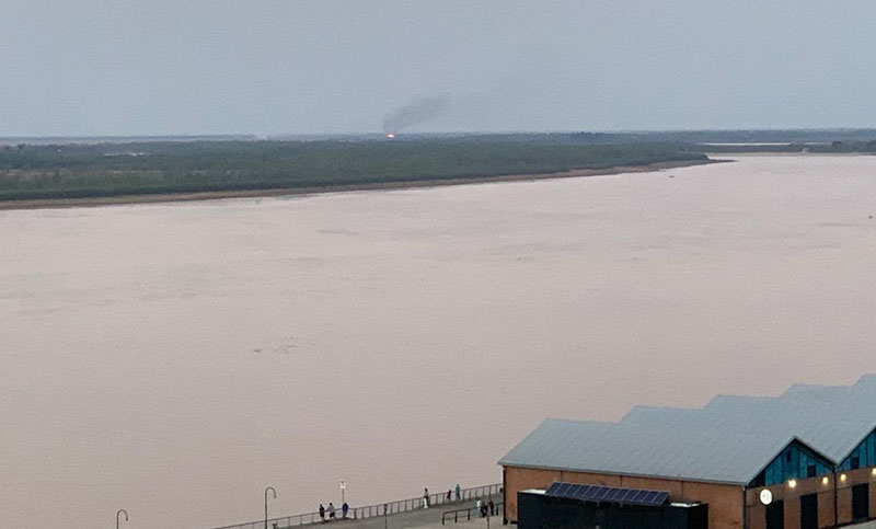 Se registran nuevos focos de incendio en las islas frente a Rosario