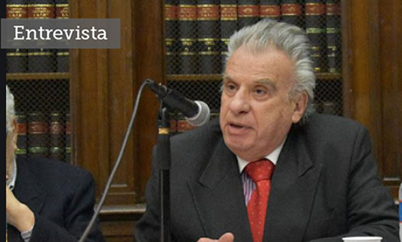 «El Papa insta a luchar para consagrar los derechos de tierra, techo y trabajo»