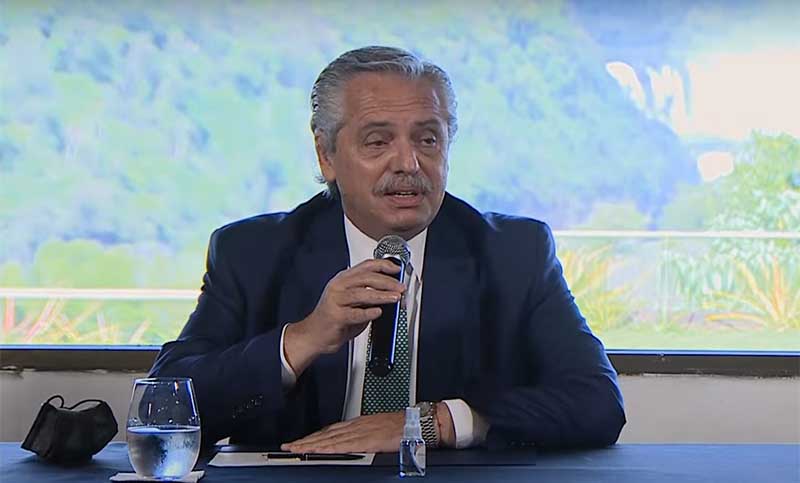 El presidente Fernández relanzó el Previaje en las Cataratas