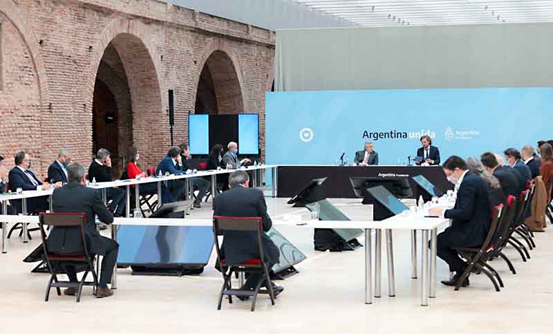 Fernández reunió al gabinete completo en Casa Rosada: ¿se vienen cambios?