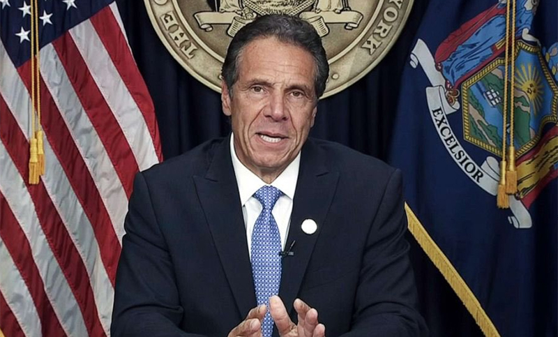 Renunció el gobernador de Nueva York por múltiples denuncias de acoso sexual