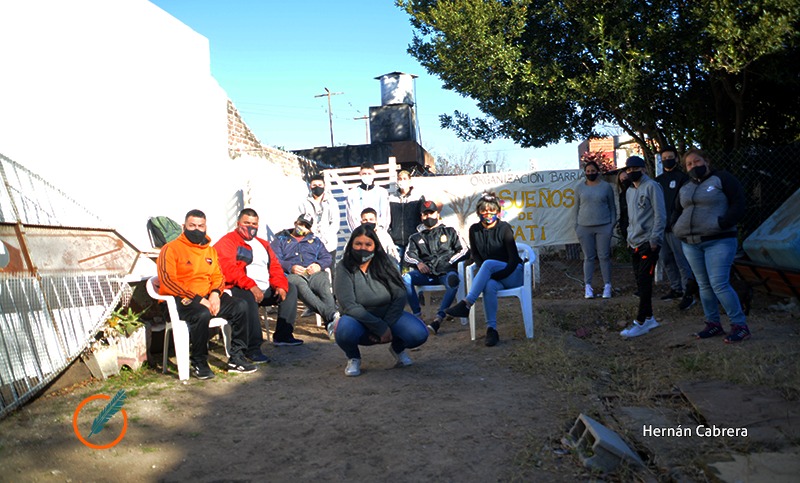 Barrio Itatí: armaron su propia huerta con la que alimentan a 350 personas