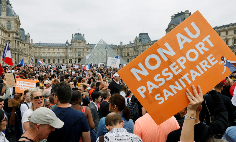 La vacunación contra el Covid-19 finalmente no será obligatoria en Francia
