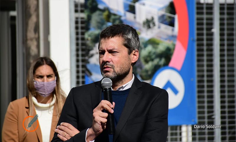 Lammens aseguró que es “inminente” la vuelta del público a las canchas de fútbol