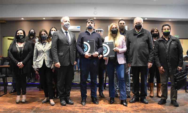 Migrantes residentes en Santa Fe que hayan iniciado trámite de residencia podrán vacunarse contra el Covid