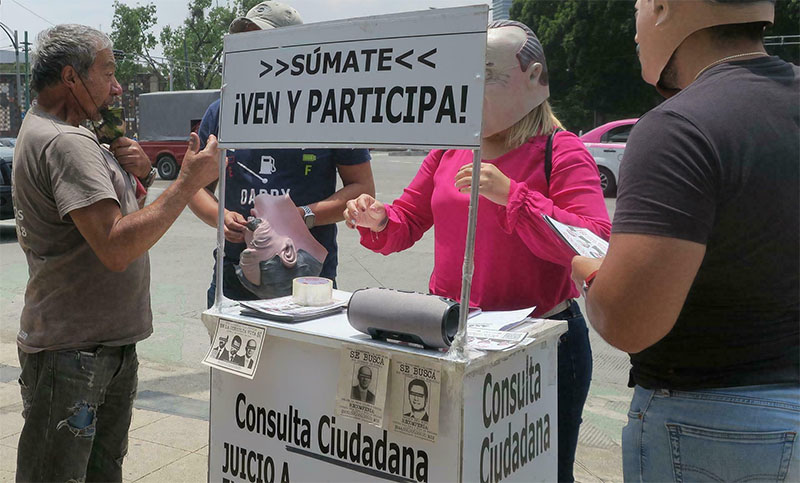 México vota referendo para enjuiciar a ex presidentes acusados de corrupción