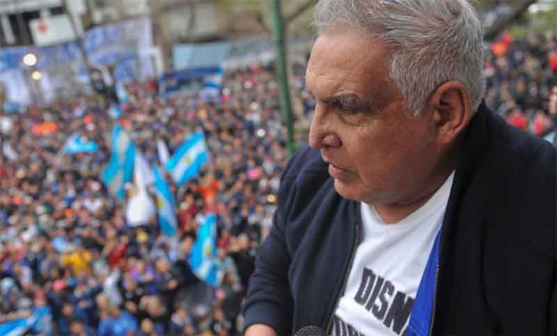 El «Pata» Medina y su hijo vuelven a prisión domiciliaria tras el acto gremial en La Plata