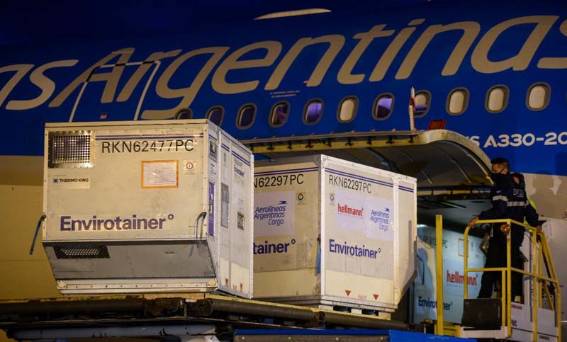 Más de 700 mil dosis de vacunas Sinopharm llegaron desde China