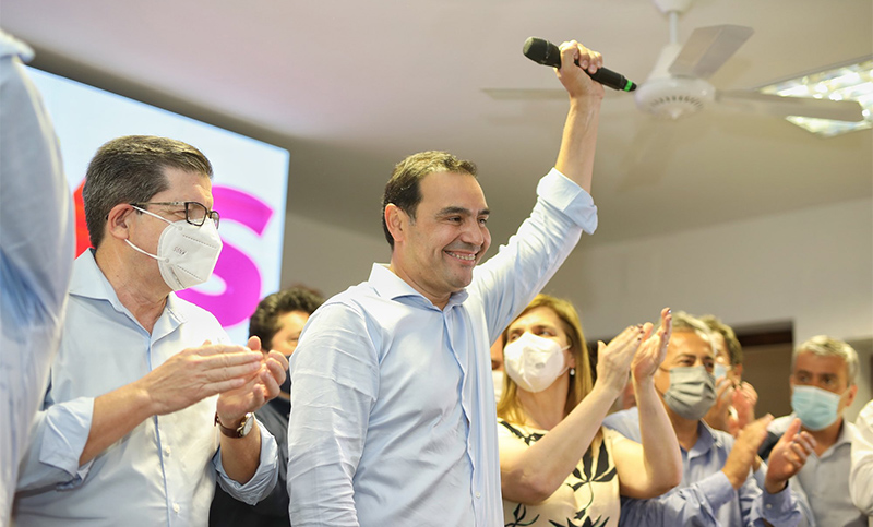 Valdés celebró su reelección como gobernador de Corrientes
