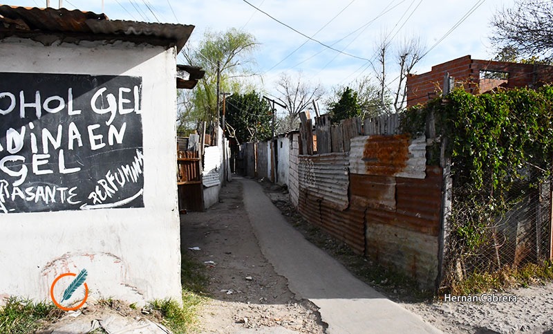 Hastío en Villa Banana: «Esto es tierra de nadie, después de las 6 no se puede salir»