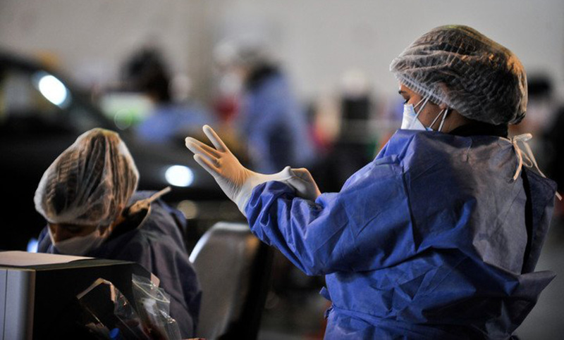 Coronavirus en Argentina: casi 2.300 casos y 239 muertes este lunes 