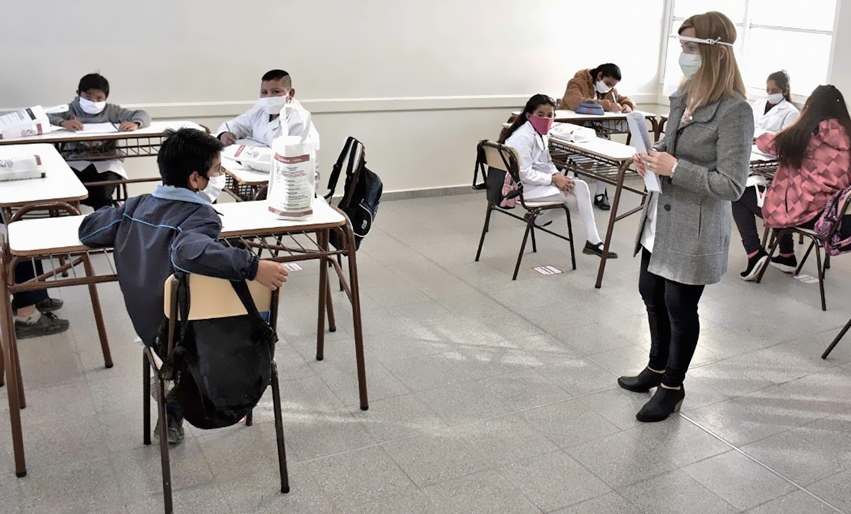 Se adelanta la discusión paritaria docente en Santa Fe al convocarse para el 23 de septiembre