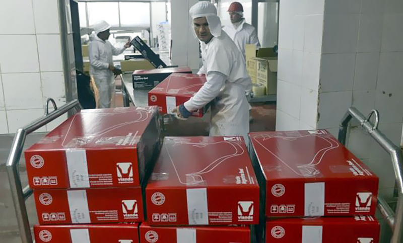 Preocupa a los trabajadores de la carne la prórroga de las restricciones a la exportación de carne