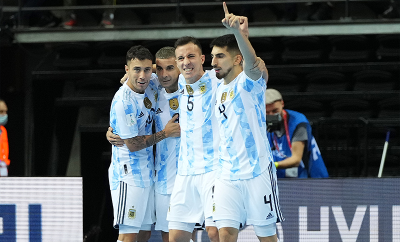 La selección de futsal eliminó a Brasil y buscará ser bicampeona del mundo