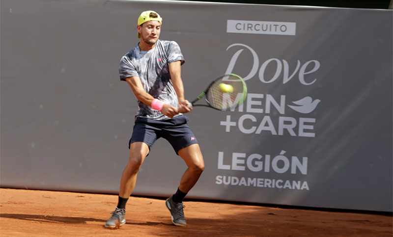 Renzo Olivo juega por los octavos de final del Challenger de Lima