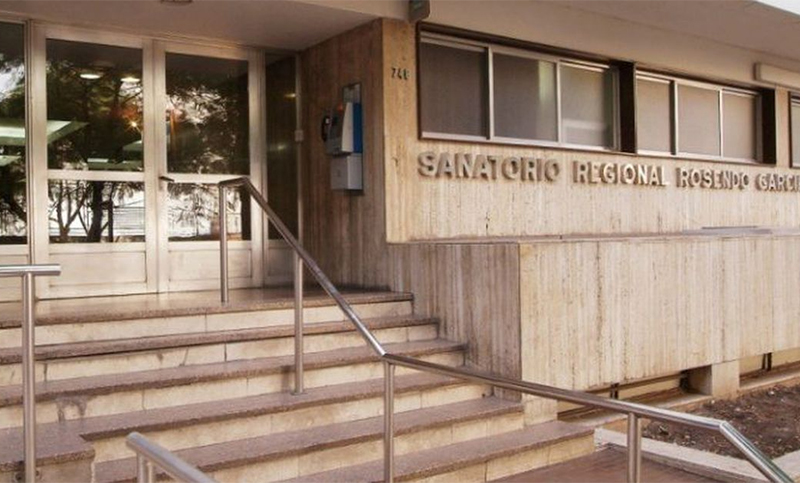 Atacan a balazos una casa en zona sudoeste e hirieron a una mujer de 75 años
