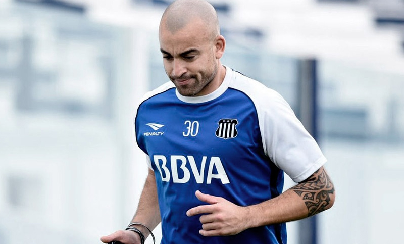 El ‘Tanque’ Silva ya tiene fecha para su regreso a las canchas