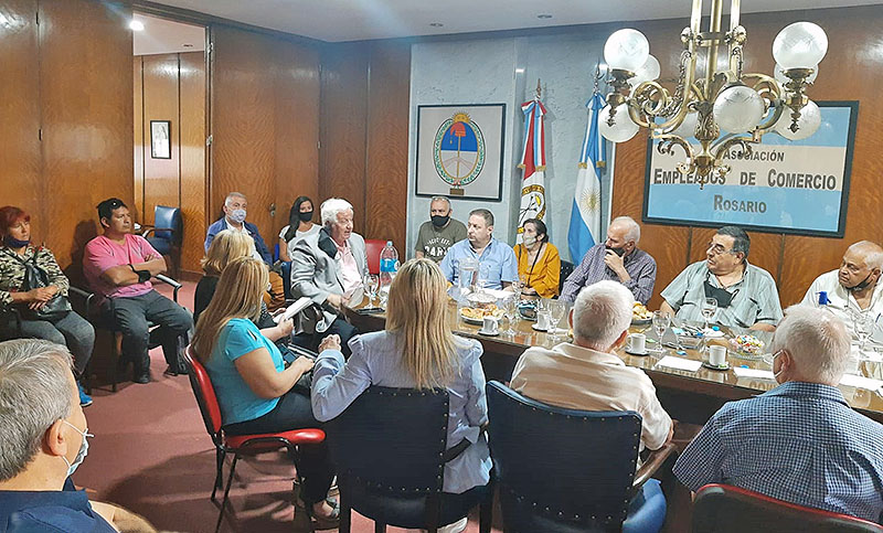 Las organizaciones de adultos mayores contarán con asesoramiento para asuntos administrativos y de accesibilidad