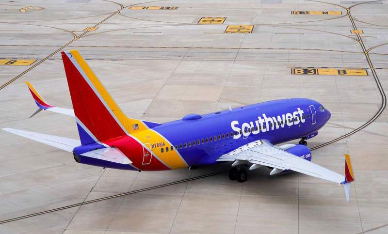 Crece la preocupación por una aerolínea norteamericana que canceló más de mil vuelos