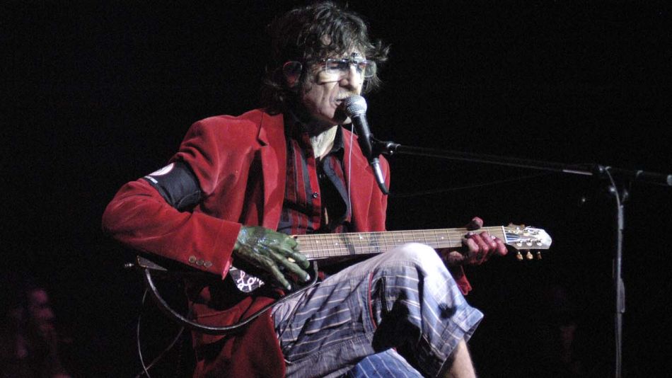 Durante todo octubre habrá homenajes por los 70 años de Charly García