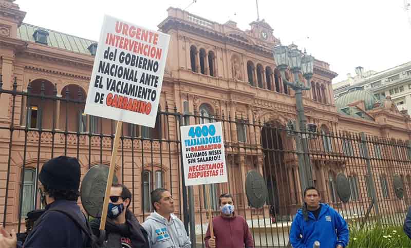 Alberto Fernández recibió a trabajadores de Garbarino y prometió ayuda