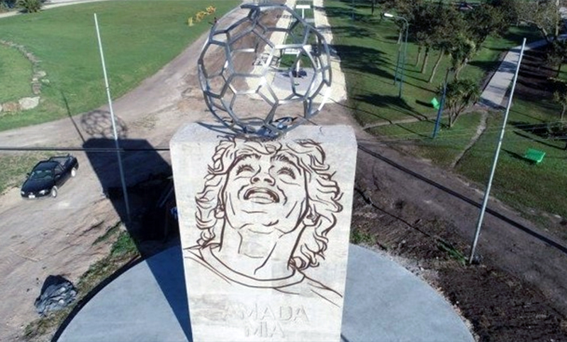 Inaugurarán un monumento a Maradona en Santa Clara del Mar