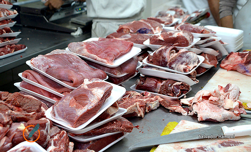 Gobierno pacta con supermercados no aumentar la carne este fin de semana largo