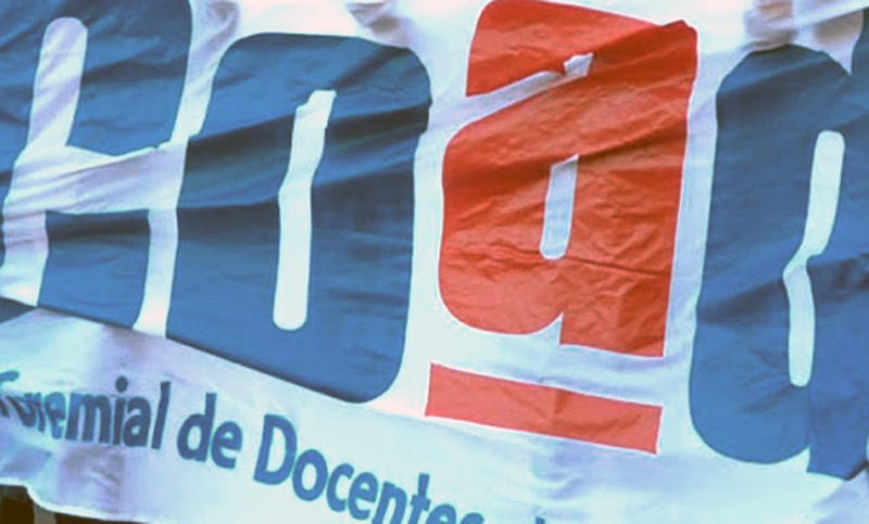 Docentes universitarios exigen un aumento urgente del 20% en diciembre