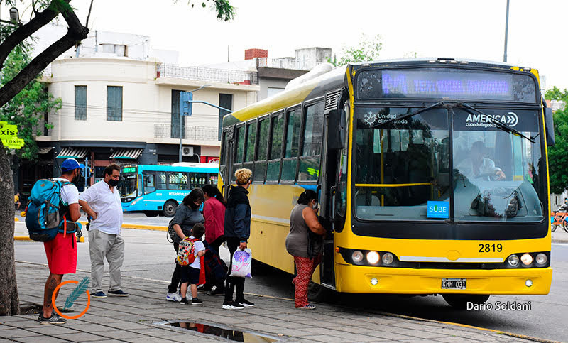 Los colectivos serán gratuitos este jueves hasta las 23