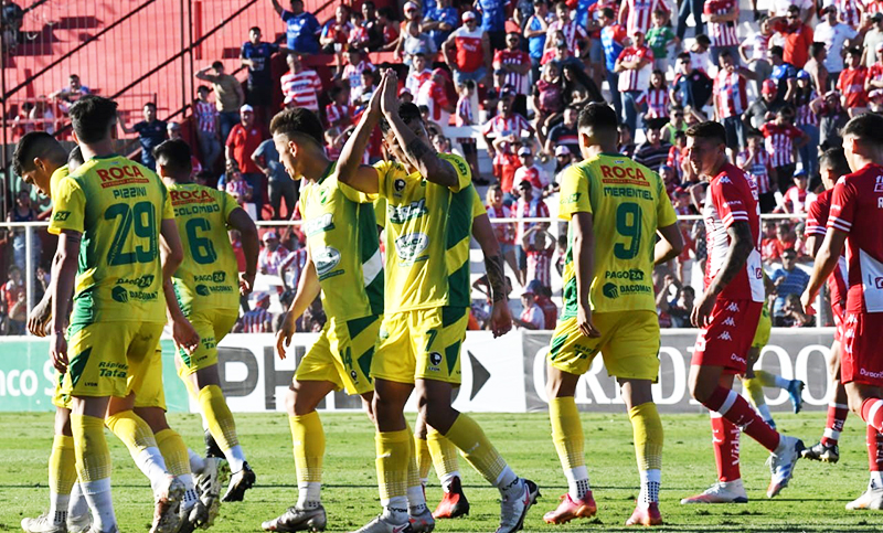 Triunfo de Defensa y Justicia en el inicio de la fecha 21