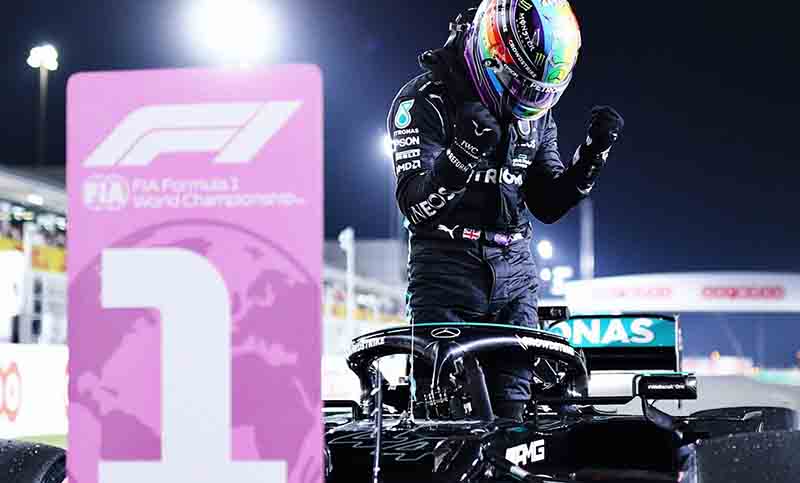 Hamilton se quedó con la pole position del Gran Premio de Qatar
