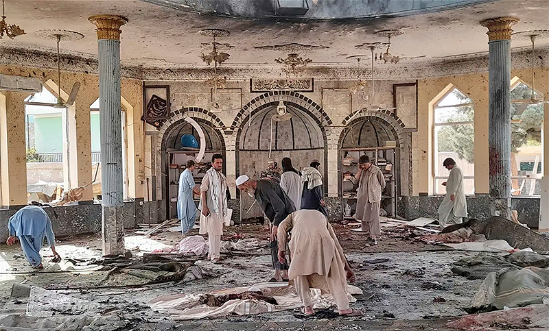 Al menos tres muertos en un nuevo atentado en una mezquita de Afganistán
