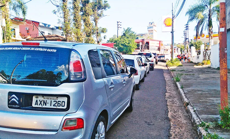 Ante la alta demanda extranjera, Misiones pidió estar al margen de los cupos de combustible