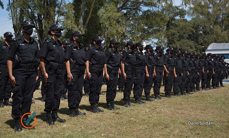 Ingreso a la Policía de Santa Fe: de 12 mil aspirantes el 60% son mujeres y más de 5 mil quieren ser bomberos