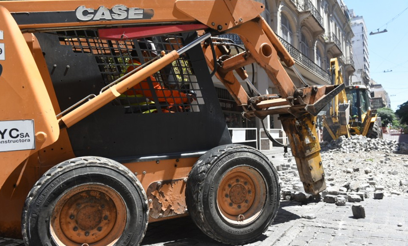 Arrancó la reconstrucción de avenida Pellegrini desde Roca hasta Oroño