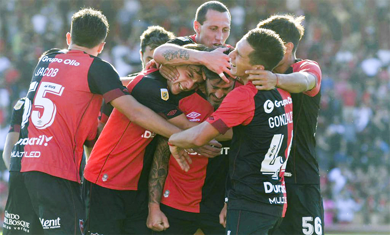 Newell’s quiere afianzar su racha de victorias en visita a la Bombonera