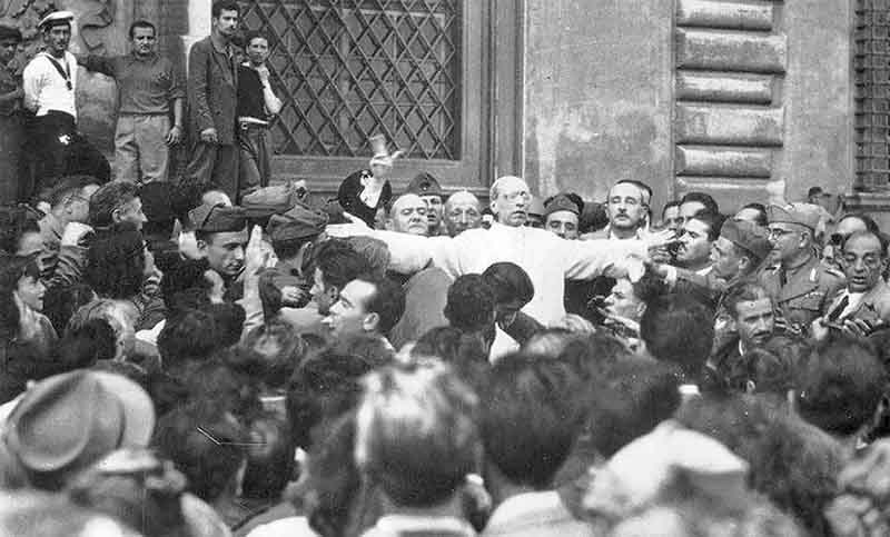 El día que el Vaticano sufrió un bombardeo durante la Segunda Guerra Mundial