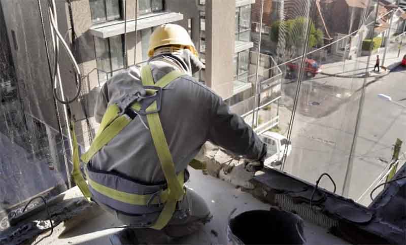 Tras diez meses de recuperación se crearon casi 120.000 nuevos empleos privados