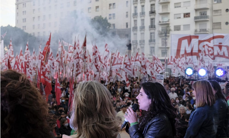 La izquierda cerró campaña y criticó a quienes quieren “pagar la deuda al FMI”