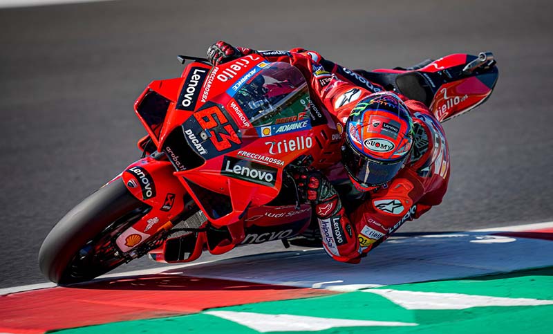 Francesco Bagnaia sumó su quinta pole position en el MotoGP