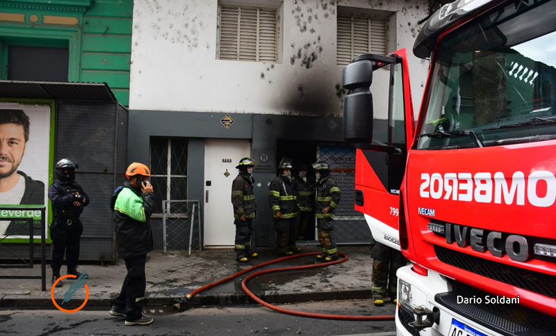 Principio de incendio en un consultorio odontológico en pleno centro