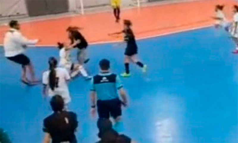 Brutal agresión a una jugadora de Boca en un partido de futsal de AFA