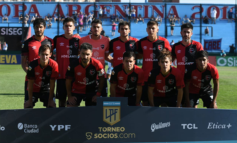Errores individuales y tácticos signaron la suerte de Newell’s contra el último del torneo
